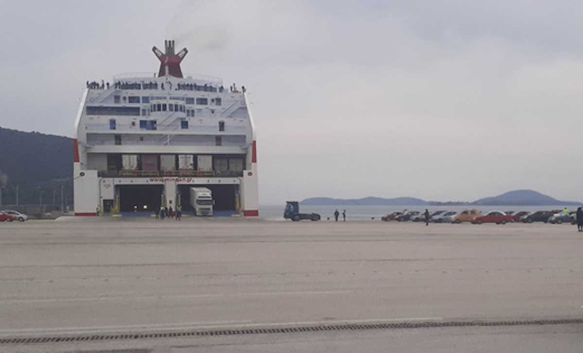 Πρόβλημα στο Superfast 3 προς Ανκόνα – Επέστρεψε στην Ηγουμενίτσα με 141 άτομα