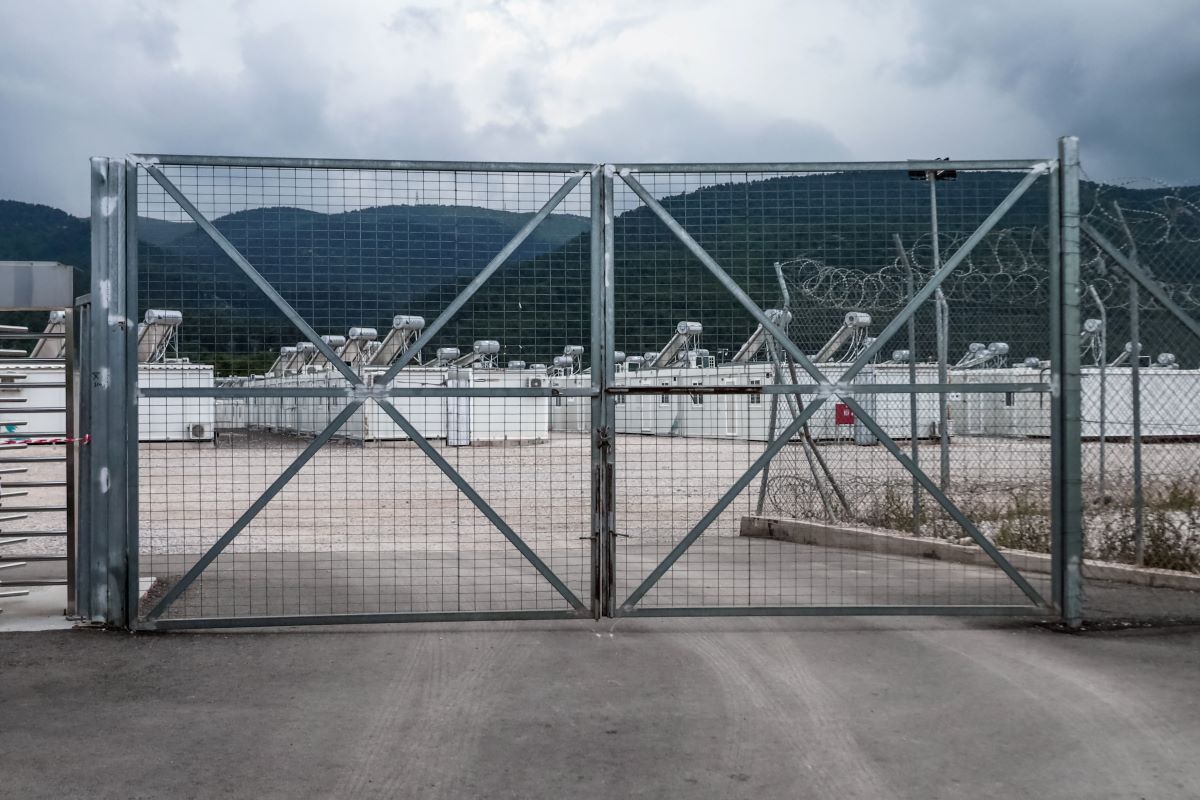 Μαλακάσα – Άρειος Πάγος: Επείγουσα προκαταρκτική διερεύνηση για την κακοποίηση 16χρονου στη δομή υποδοχής