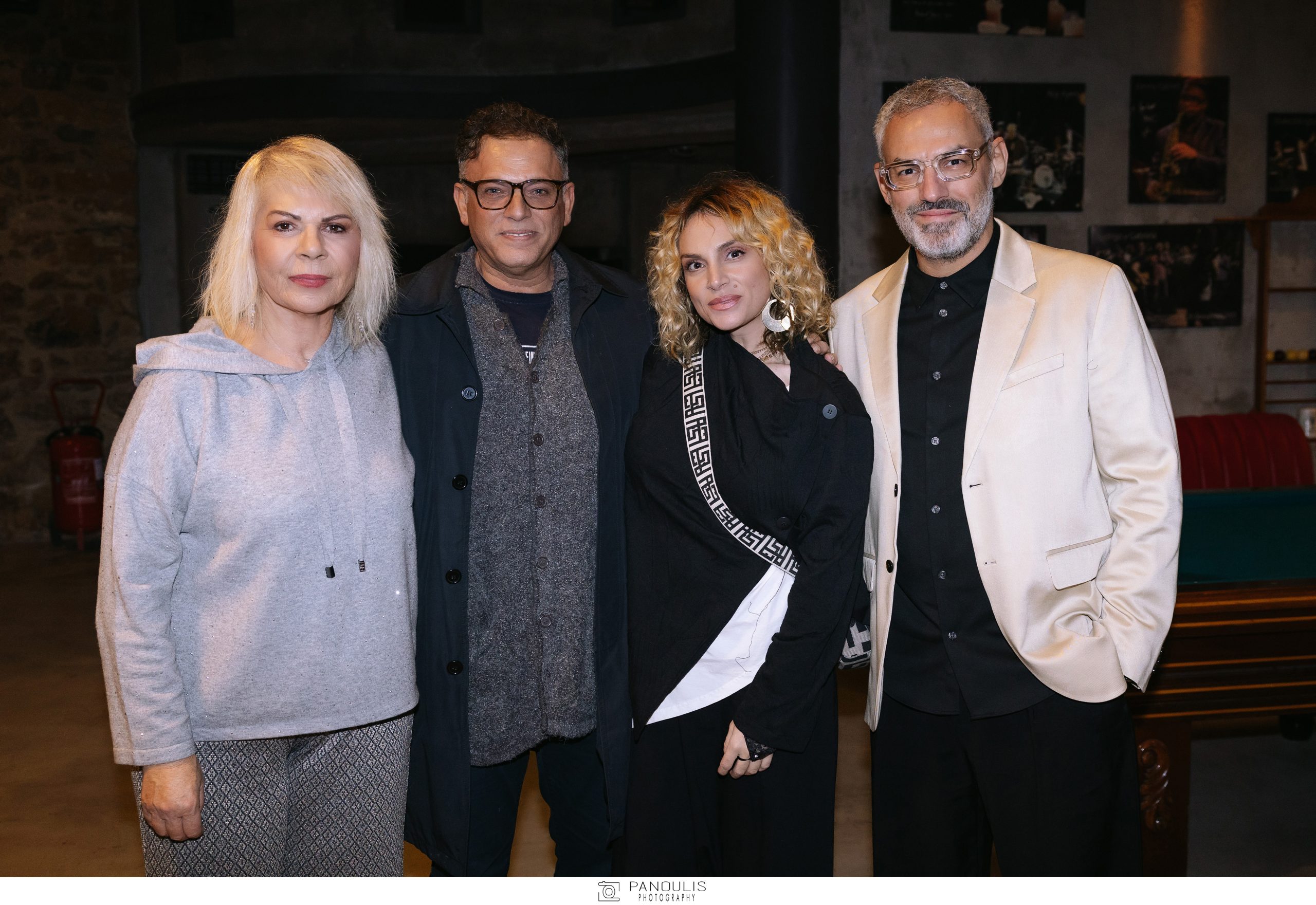 Μίνως Μάτσας: Πολυκοσμία στη χτεσινοβραδινή συναυλία του – Εικόνες 19 Μίνως Μάτσας: Πολυκοσμία στη χτεσινοβραδινή συναυλία του – Εικόνες