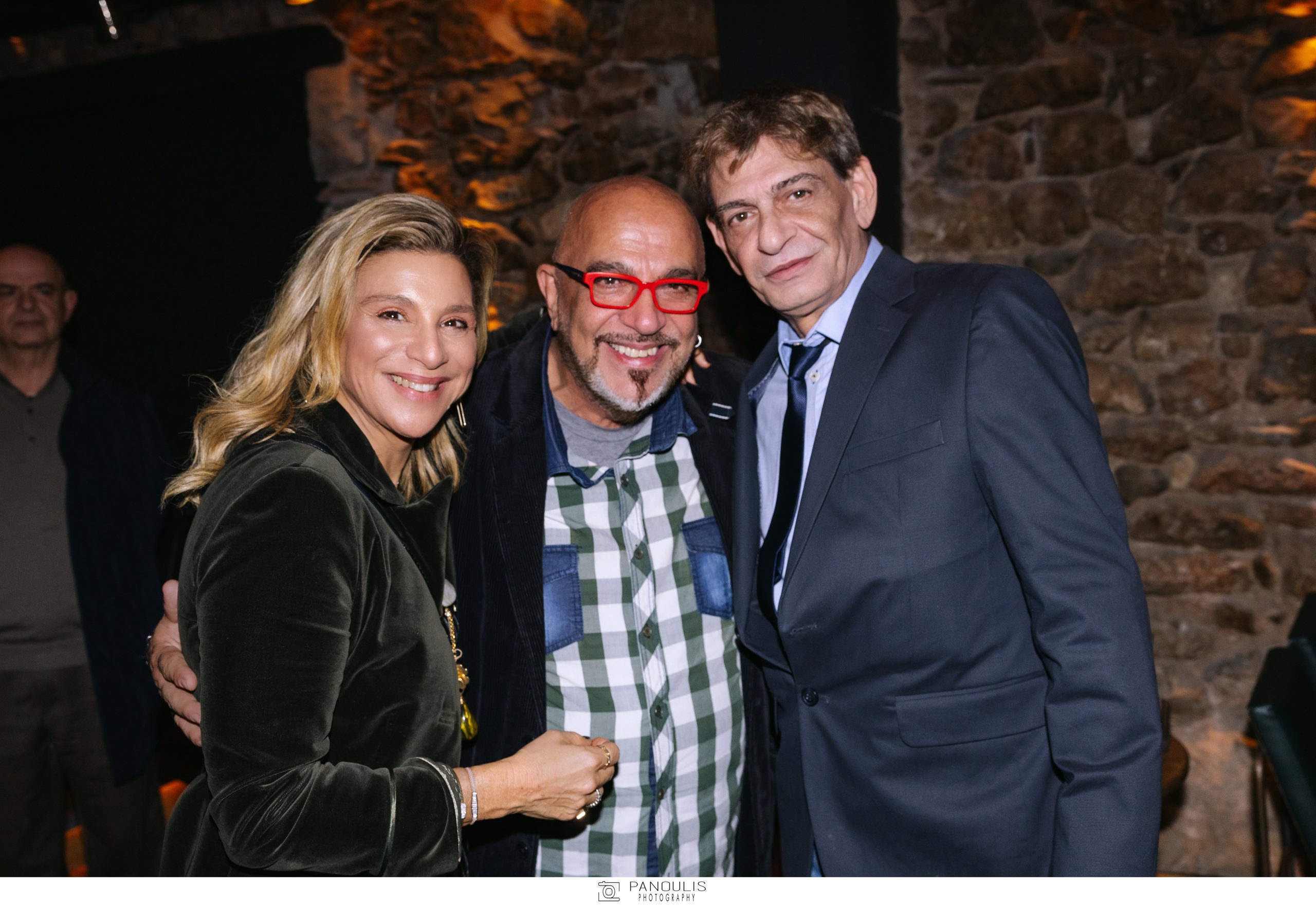 Μίνως Μάτσας: Πολυκοσμία στη χτεσινοβραδινή συναυλία του – Εικόνες 17 Μίνως Μάτσας: Πολυκοσμία στη χτεσινοβραδινή συναυλία του – Εικόνες