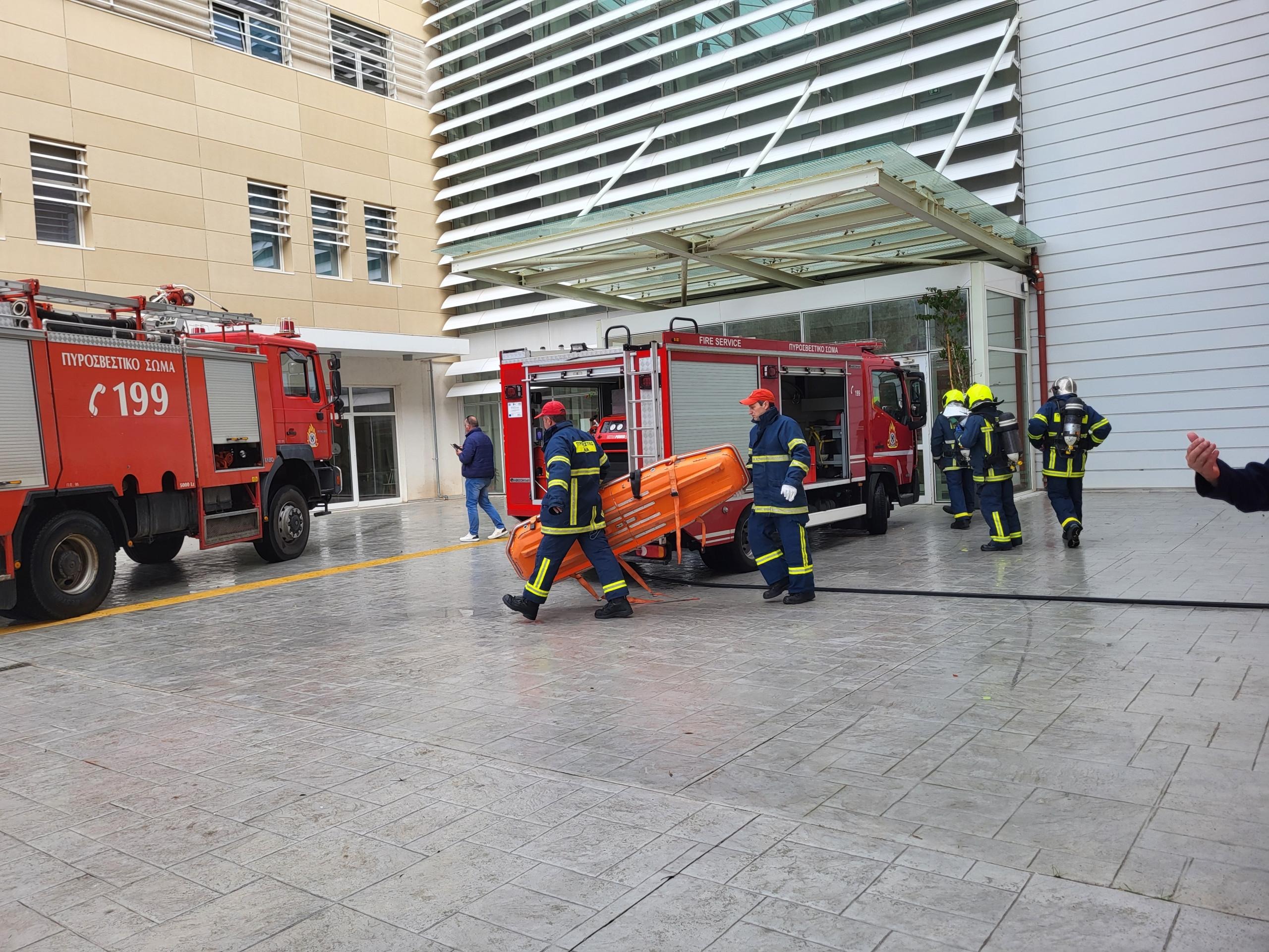 Λευκάδα: Άσκηση με απαγωγή μωρού από το νοσοκομείο γίνεται viral στα κοινωνικά δίκτυα 14 Λευκάδα: Άσκηση με απαγωγή μωρού από το νοσοκομείο γίνεται viral στα κοινωνικά δίκτυα