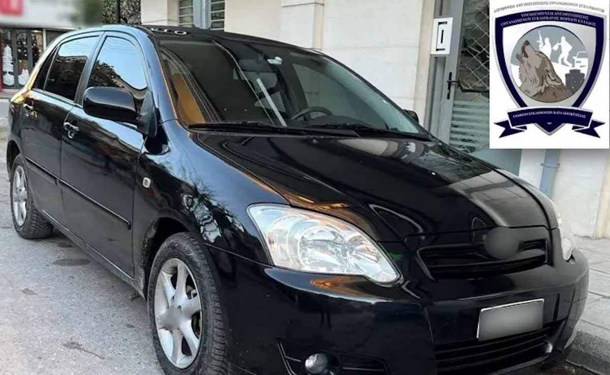 Συμμορία υπεξαίρεσης αυτοκινήτων στην Αττική και Θεσσαλονίκη – Οι δοκιμές, τα κλειδιά «τσιπ» και η «επιστράτευση» γερανοφόρου