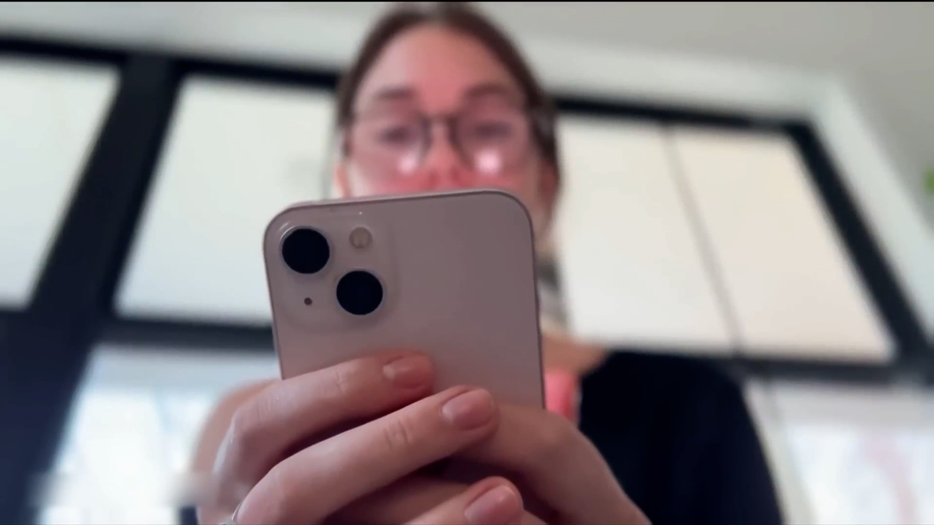 ertnews-rec-sdi_20241201_085700.00_54_14_10.Still004