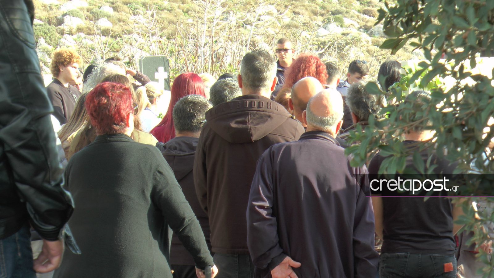 Κρήτη: Συνελήφθη ο Γάλλος δολοφόνος της Ράνιας – Θλίψη στην κηδεία της 36χρονης 11 Κρήτη: Συνελήφθη ο Γάλλος δολοφόνος της Ράνιας – Θλίψη στην κηδεία της 36χρονης