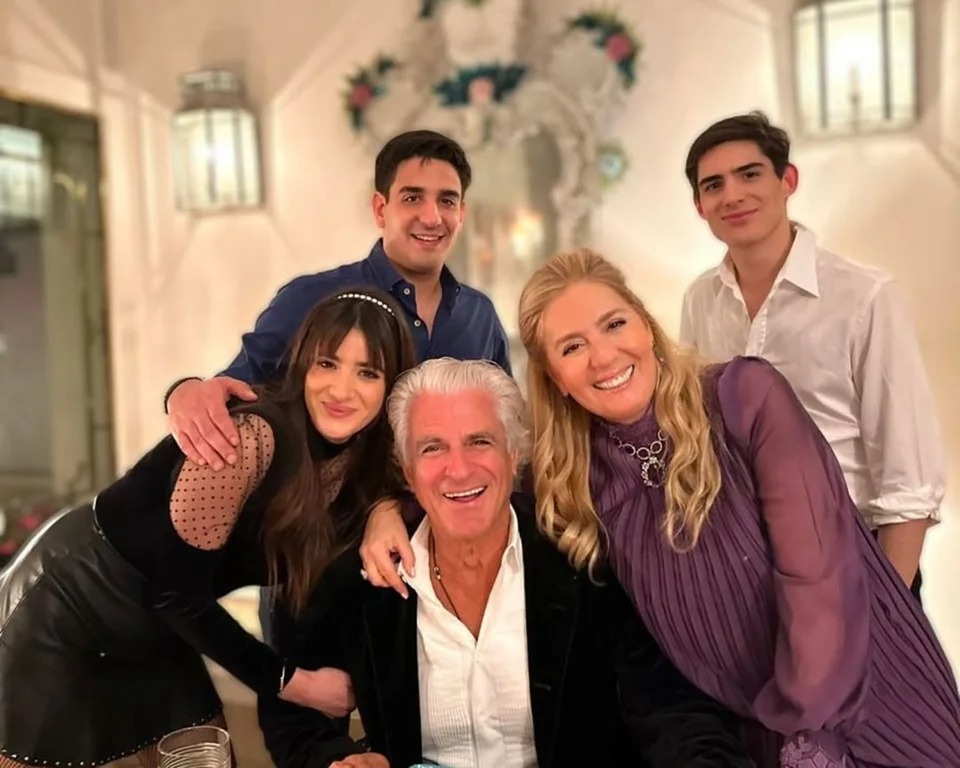 Συγκινεί η Έλενα Μακρή το ίδιο μέρα των γενεθλίων του Αντώνη Λυμπέρη: Το μήνυμα που «ραγίζει» ψυχές 10 Συγκινεί η Έλενα Μακρή το ίδιο μέρα των γενεθλίων του Αντώνη Λυμπέρη: Το μήνυμα που «ραγίζει» ψυχές