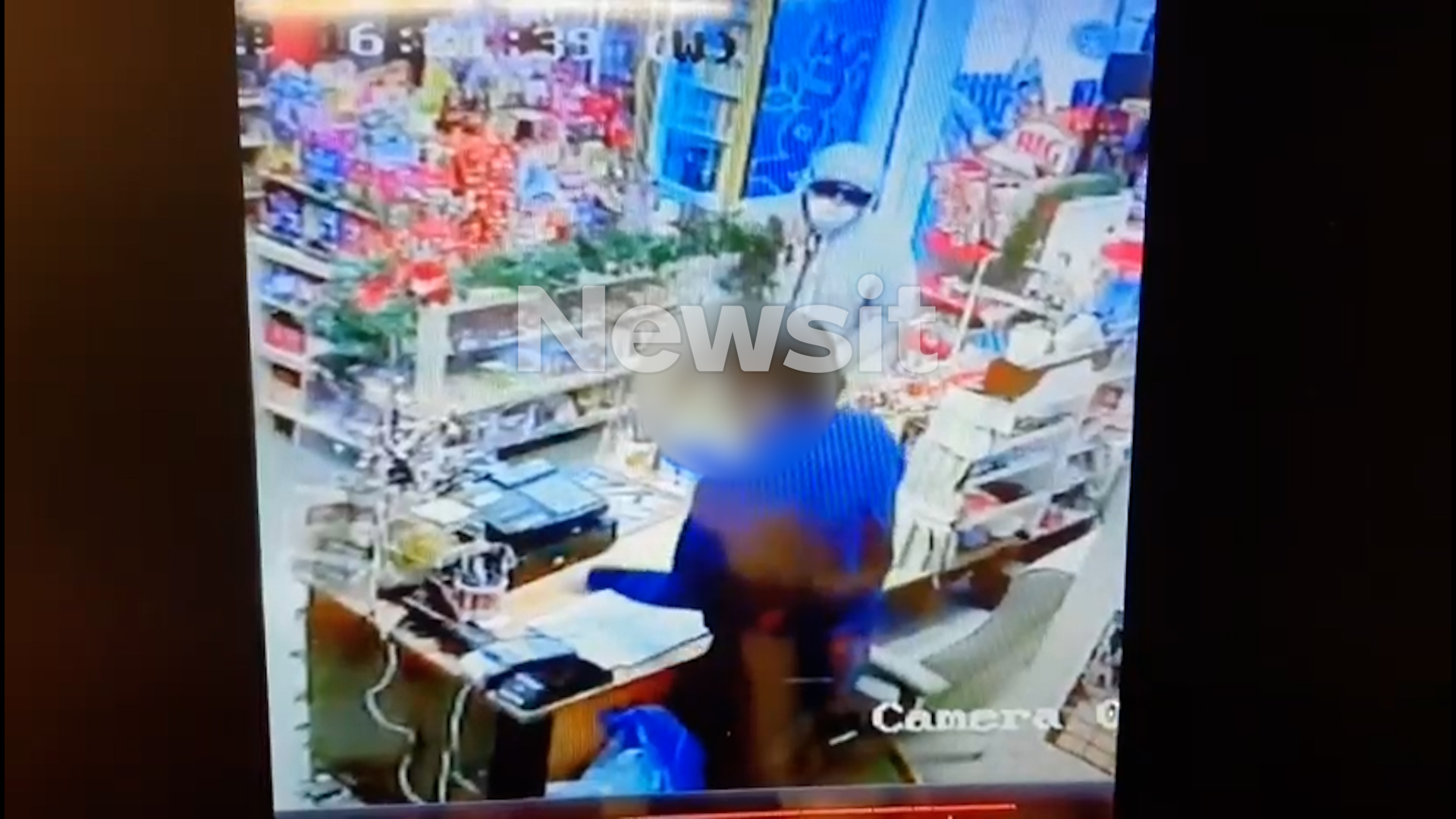 Βίντεο αποδείξεις από τον ληστή των Βορείων Προαστίων με τα τρία «χτυπήματα» σε 40 λεπτά