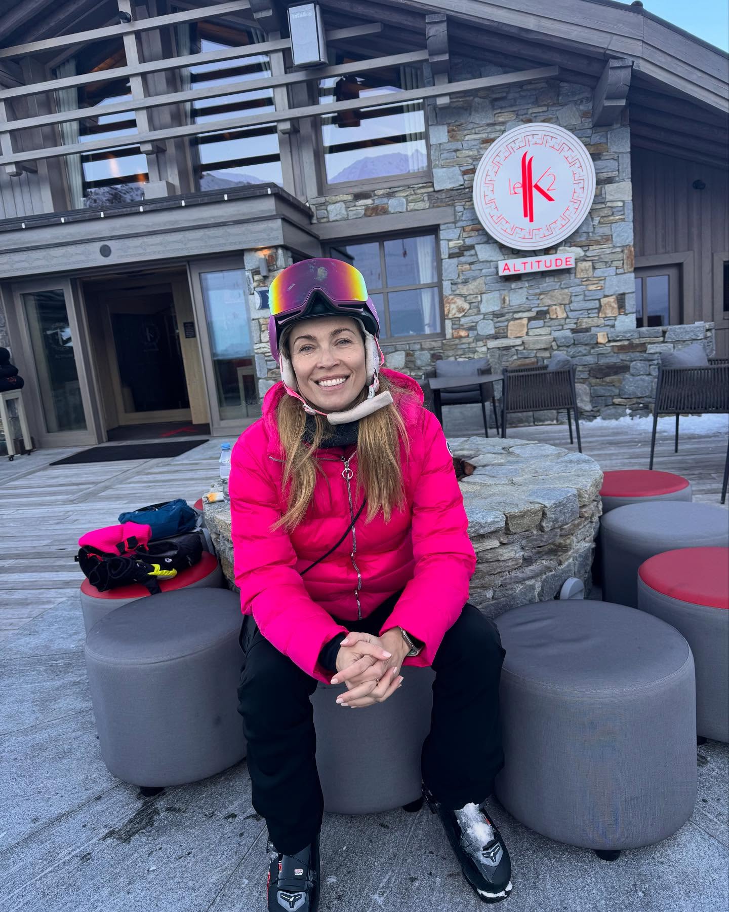 Μαριέττα Χρουσαλά: Με μπικίνι στο τζακούζι κοντά στα χιόνια – Οι οικογενειακές διακοπές στην Κουρσεβέλ 8 Μαριέττα Χρουσαλά: Με μπικίνι στο τζακούζι κοντά στα χιόνια – Οι οικογενειακές διακοπές στην Κουρσεβέλ