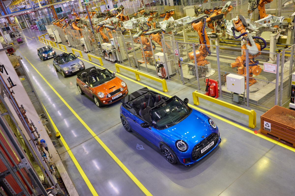 MINI: Το Cabrio Cooper στη 4η γενιά του 3 MINI: Το Cabrio Cooper στη 4η γενιά του