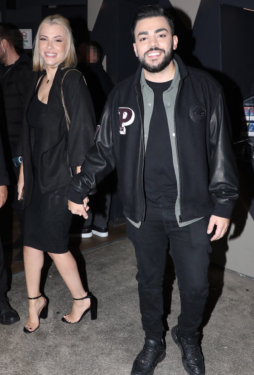 Λάουρα Νάργες – Χρήστος Σαντικάι: Ασυνήθιστη νυχτερινή βόλτα για το ερωτευμένο ζευγάρι – Εικόνες