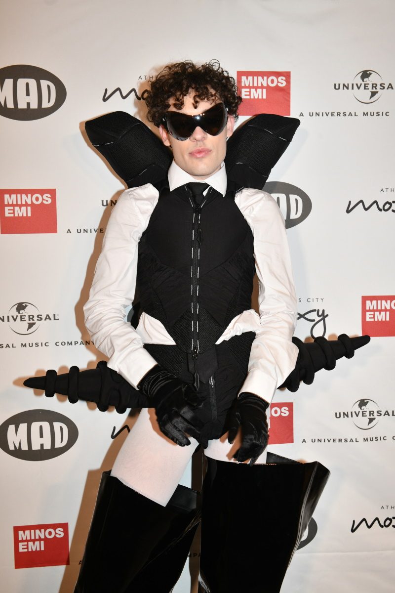 Το Nemo στην Ελλάδα: Το TLIFE στη βράβευση για τις πλατινένιες πωλήσεις του – Εικόνες