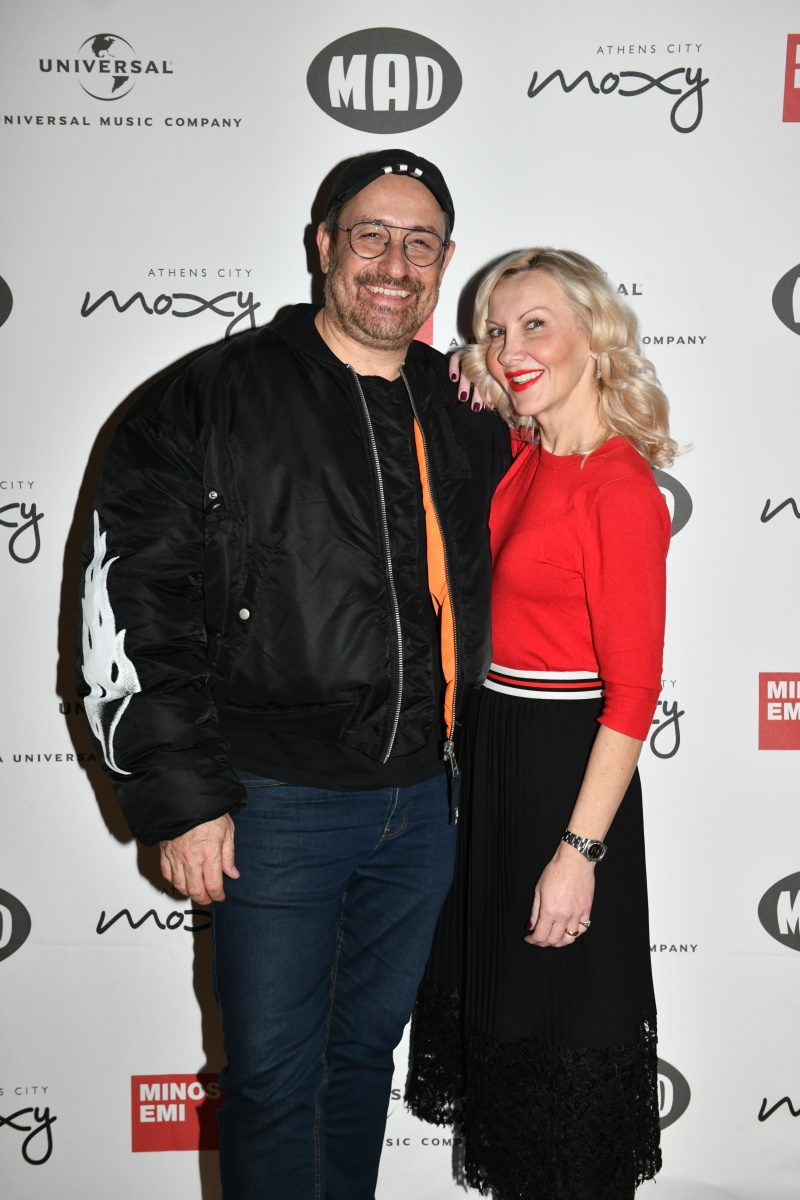 Το Nemo στην Ελλάδα: Το TLIFE στη βράβευση για τις πλατινένιες πωλήσεις του – Εικόνες