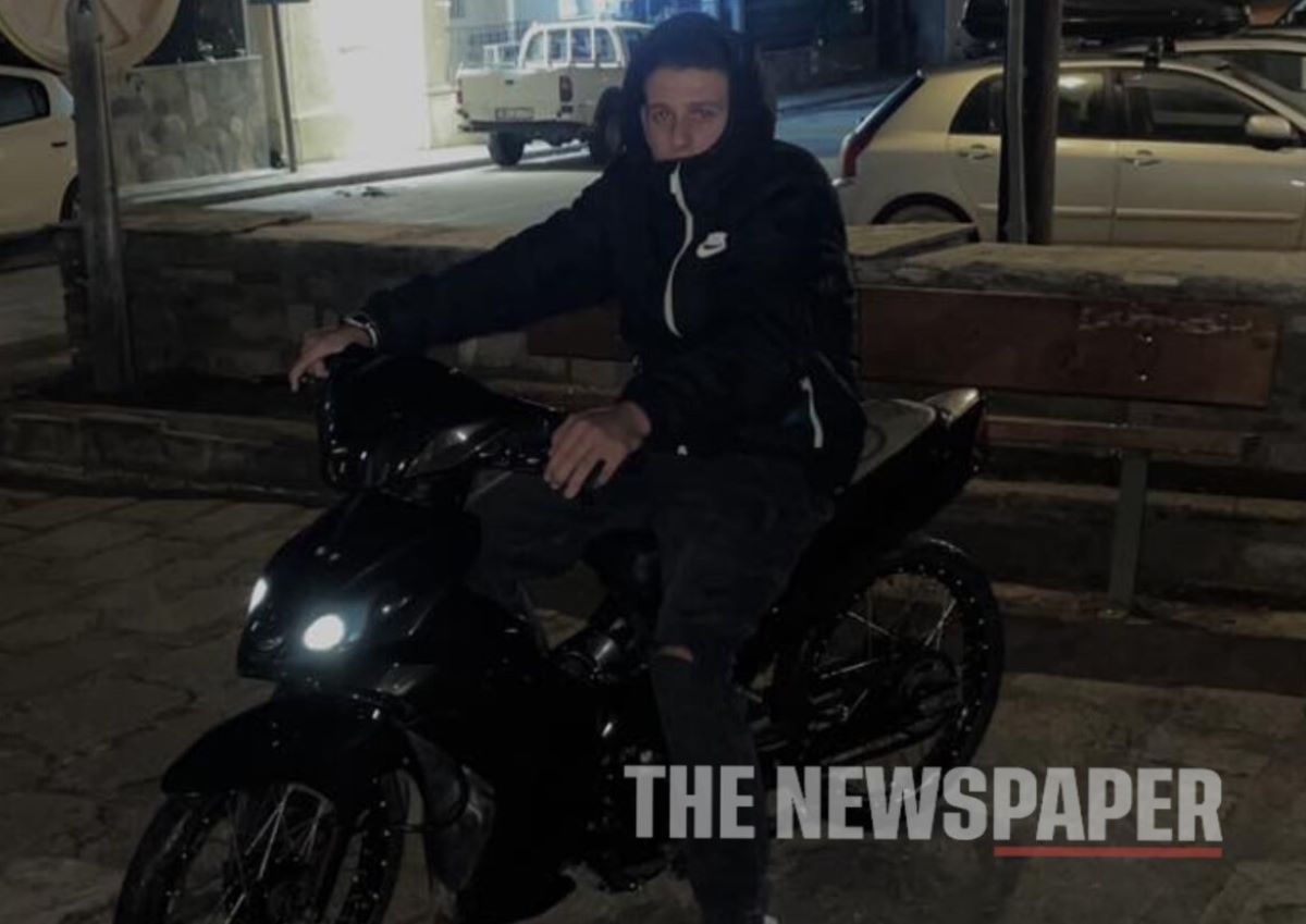 Βόλος: «Ο 17χρονος αναβάτης της μηχανής δεν γνωρίζει ότι ο Νίκος δεν ζει», αναφέρει σπαρακτικά ο πατέρας του 16χρονου που χάθηκε σε τροχαίο