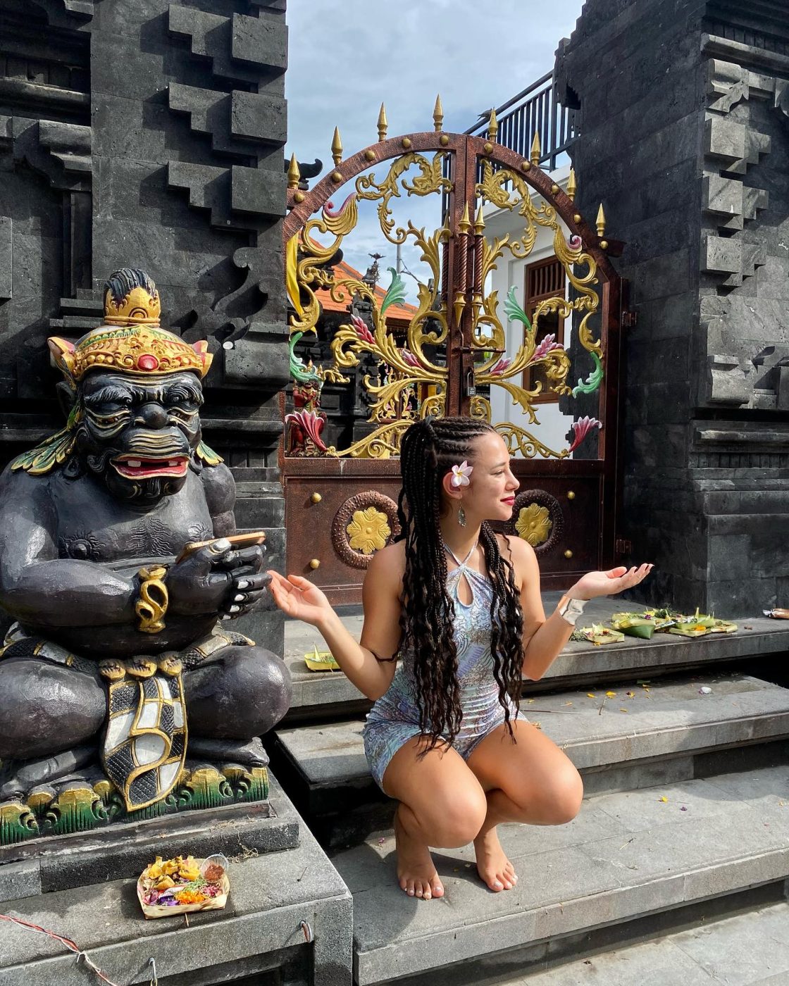 Πάολα: Το ιδιαίτερο ταξίδι της 20χρονης θυγατέρας της στο Μπαλί και οι διδασκαλίες γιόγκα – Φωτογραφίες 22 Πάολα: Το ιδιαίτερο ταξίδι της 20χρονης θυγατέρας της στο Μπαλί και οι διδασκαλίες γιόγκα – Φωτογραφίες