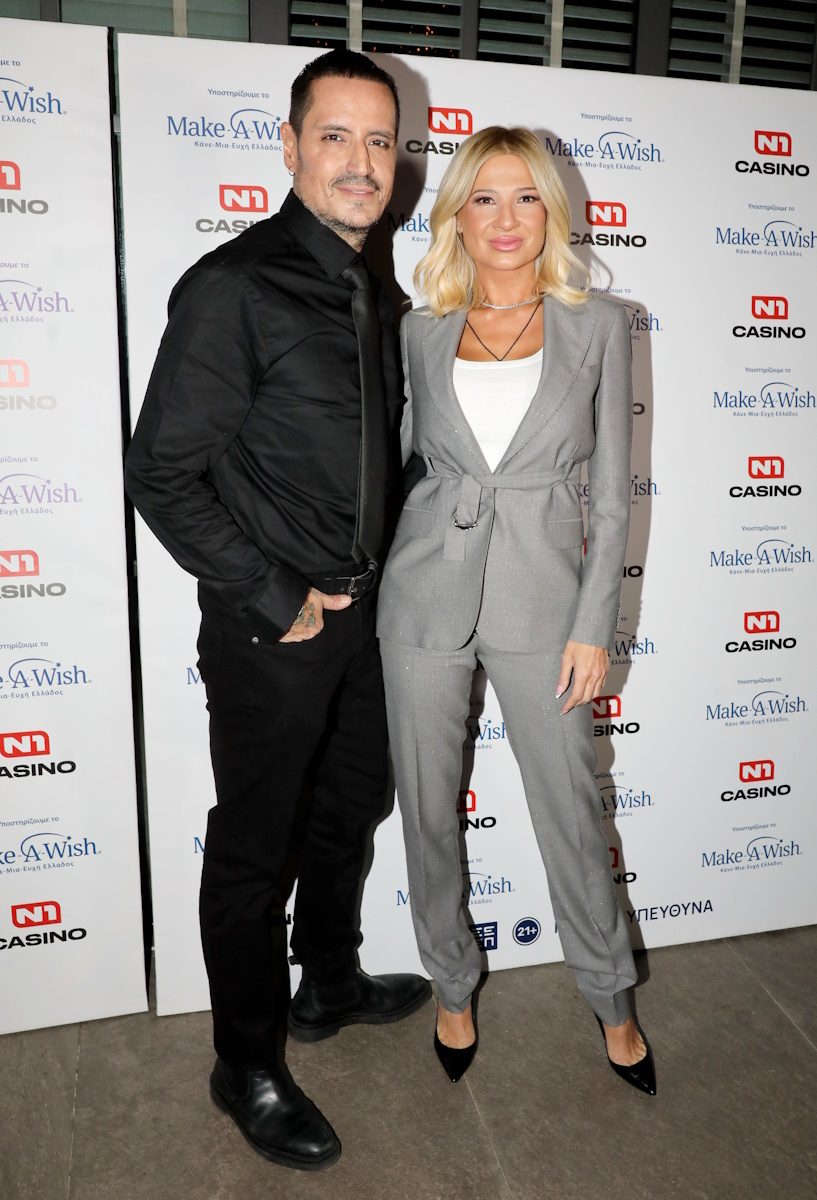 Σταματίνα Τσιμτσιλή – Φαίη Σκορδά: Συνάντηση στα νότια προάστικά – Φωτογραφίες 12 Σταματίνα Τσιμτσιλή – Φαίη Σκορδά: Συνάντηση στα νότια προάστικά – Φωτογραφίες