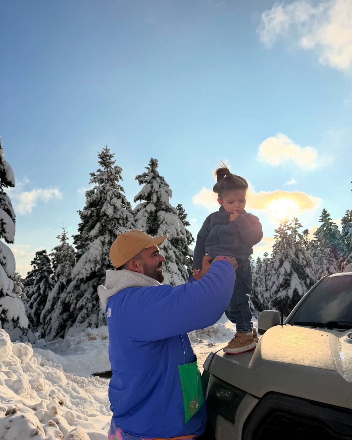 Ιωάννα Τούνη – Δημήτρης Αλεξάνδρου: Νέες εικόνες από την τελευταία τους εκδρομή με τον γιο τους για το 2024 15 Ιωάννα Τούνη – Δημήτρης Αλεξάνδρου: Νέες εικόνες από την τελευταία τους εκδρομή με τον γιο τους για το 2024