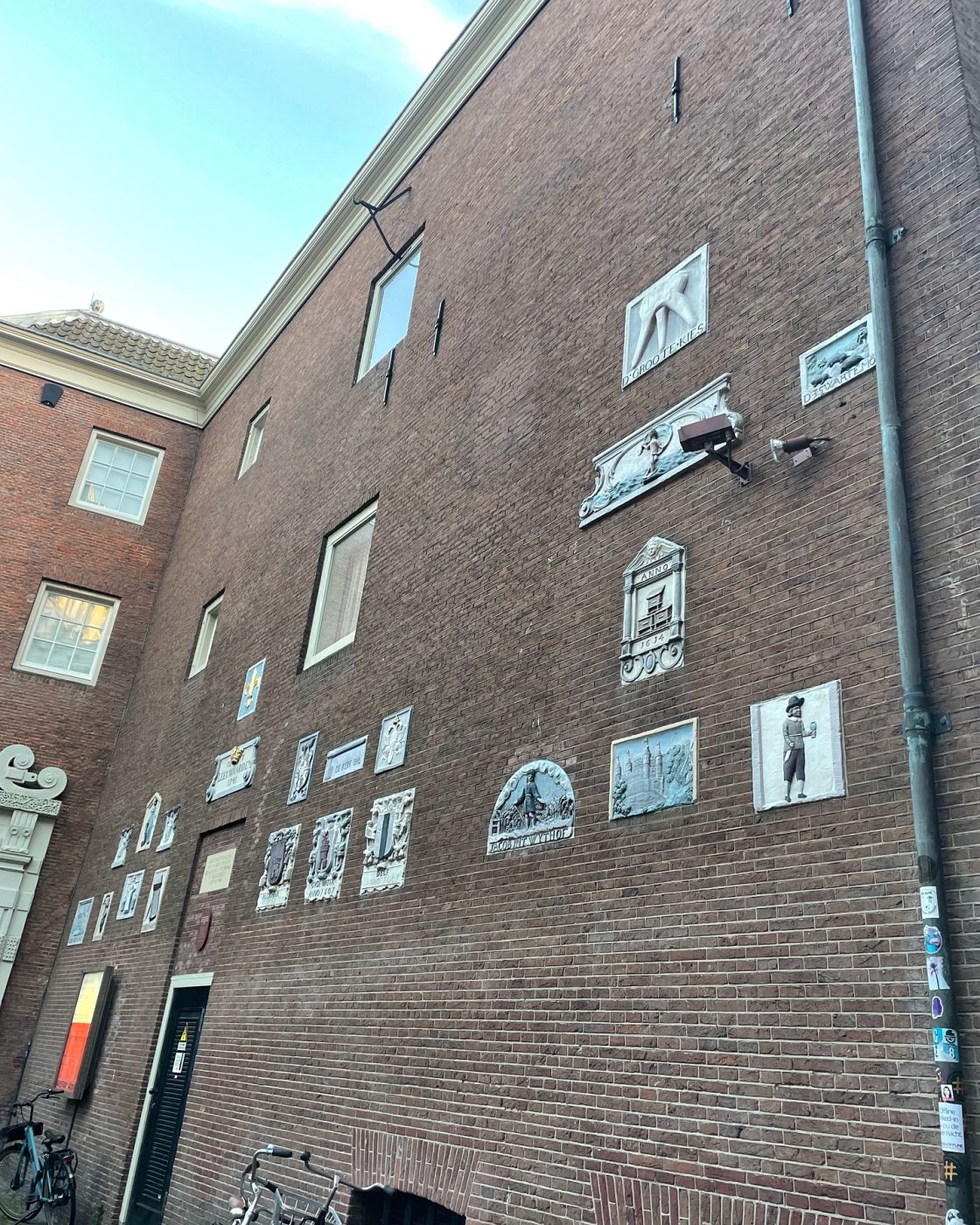 Βασιλική Τρουφάκου: Φωτογραφικό άλμπουμ από το ταξίδι στην Ολλανδία με τον 6 μηνών γιο της