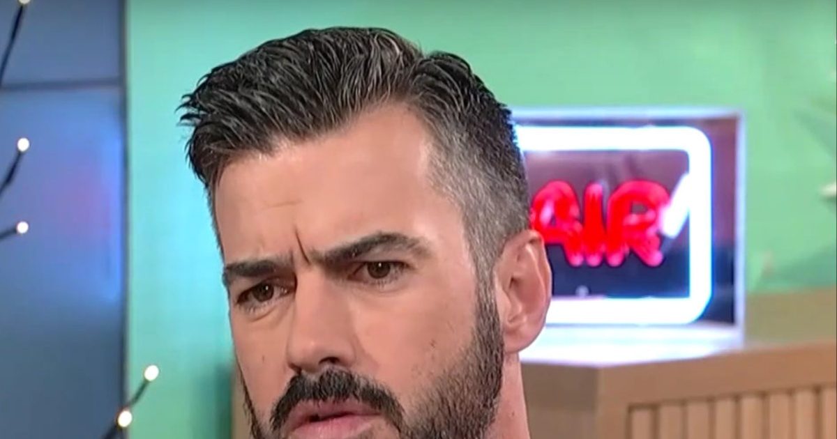 Ο Γιάννης Τσιμιτσέλης για την απώλεια του πατέρα του: «Τη δεύτερη μέρα μετά την απομάκρυνσή του, ήμουν στα μπουζούκια»