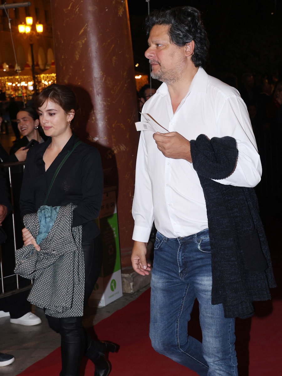 Χριστούγεννα 2024: Τα φρέσκα ερωτευμένα ζευγάρια που θα γιορτάσουν τα πρώτα Χριστούγεννα μαζί με φωτογραφίες 18 Χριστούγεννα 2024: Τα φρέσκα ερωτευμένα ζευγάρια που θα γιορτάσουν τα πρώτα Χριστούγεννα μαζί με φωτογραφίες