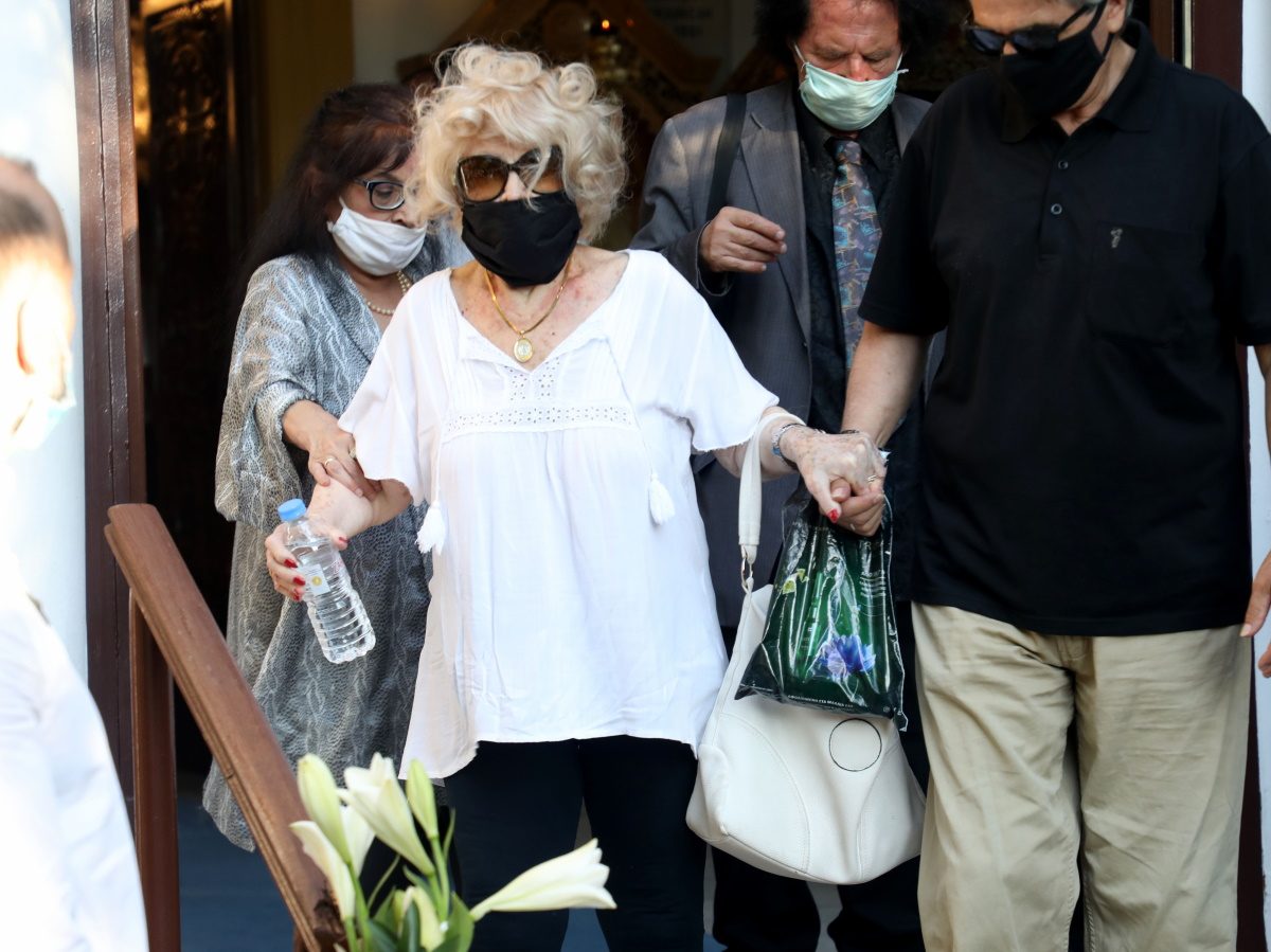 Καίτη Γκρέυ: Η τελευταία δημόσια παρουσία της σπουδαίας τραγουδίστριας, τέσσεραμισι χρόνια πριν αποδημήσει 4 Καίτη Γκρέυ: Η τελευταία δημόσια παρουσία της σπουδαίας τραγουδίστριας, τέσσεραμισι χρόνια πριν αποδημήσει