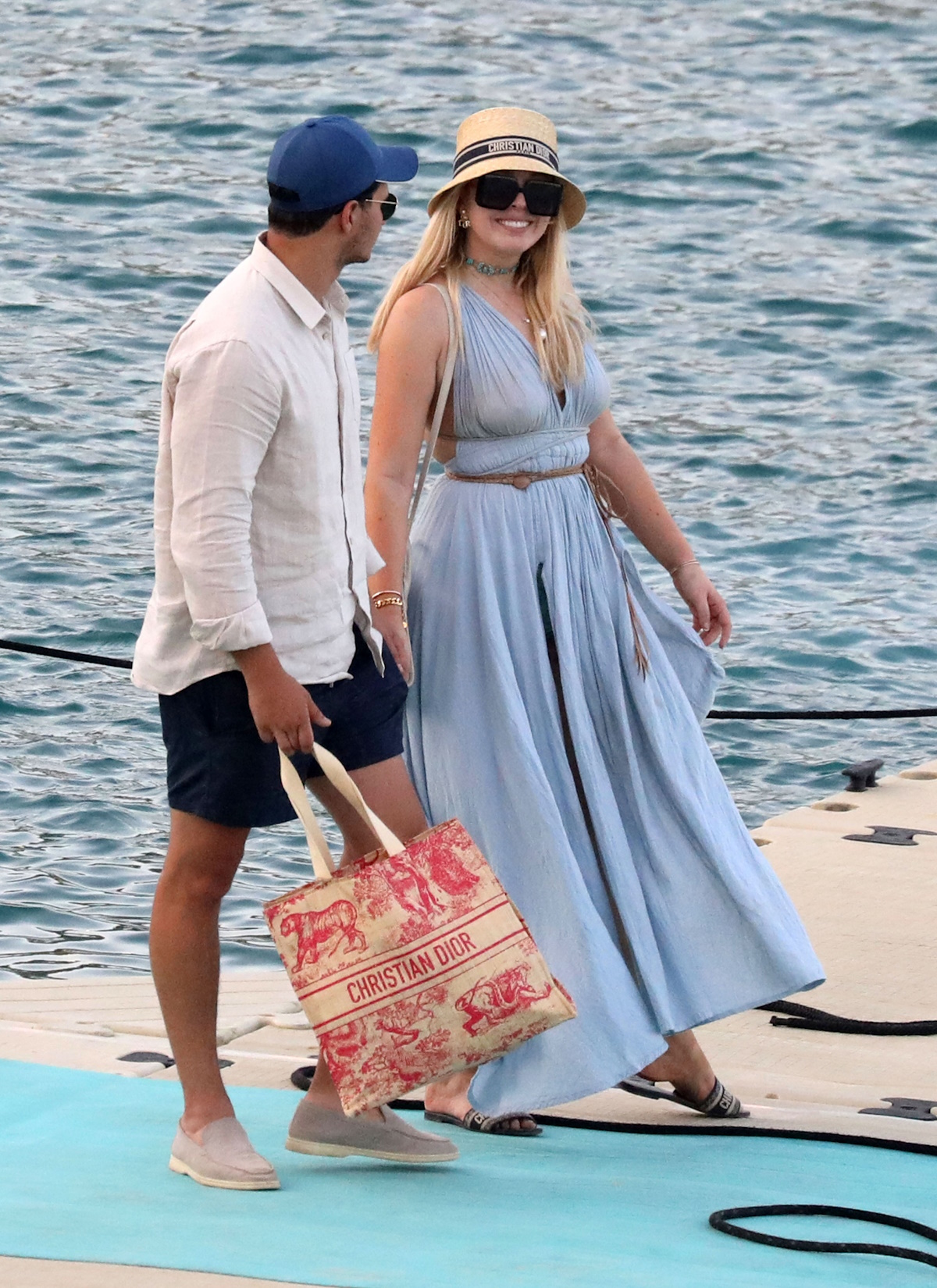 Τίφανι Τράμπ: Ποια είναι η «άγνωστη» κόρη του Ντόναλντ Τραμπ – Η ξεχωριστή πορεία, οι καλοκαιρινές διακοπές στη Μύκονο και ο πλούσιος σύζυγος