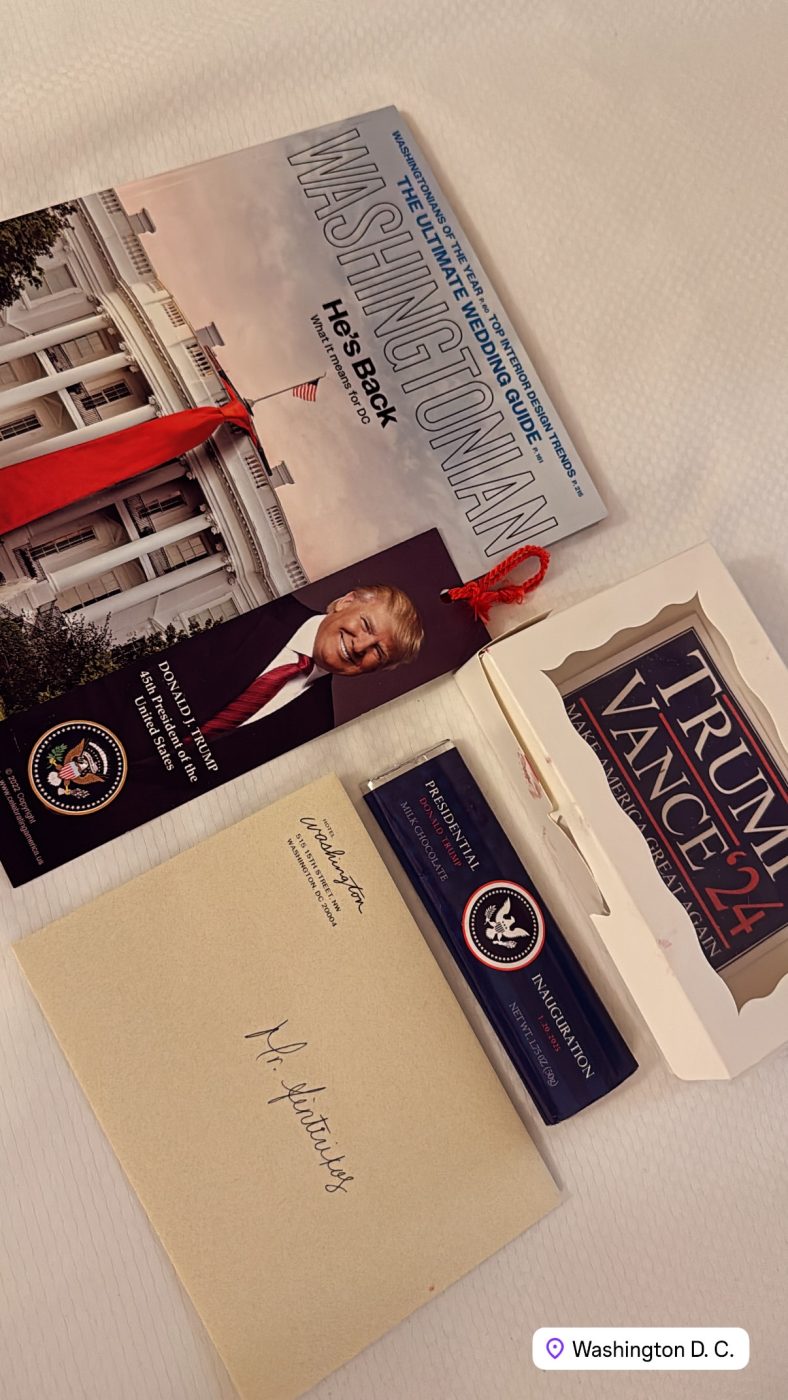 Δημήτρης Φιντιρίκος – Μελίνα Νικολαΐδη: Εκδρομή στην Ουάσιγκτον, δύο ημέρες πριν την ορκωμοσία Τραμπ 7 Δημήτρης Φιντιρίκος – Μελίνα Νικολαΐδη: Εκδρομή στην Ουάσιγκτον, δύο ημέρες πριν την ορκωμοσία Τραμπ