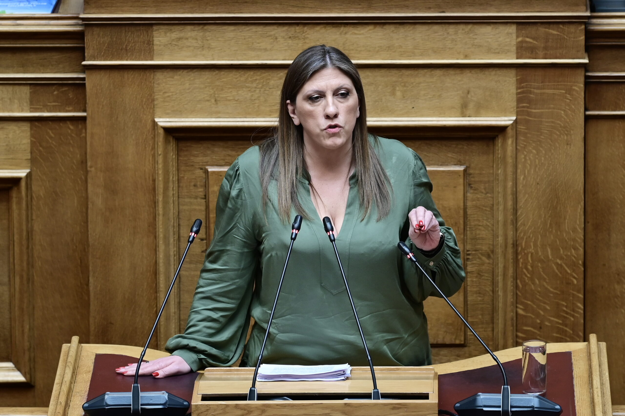 Την κατάργηση της ασυλίας της Ζωής Κωνσταντοπούλου αποφάσισε η ολομέλεια της Βουλής