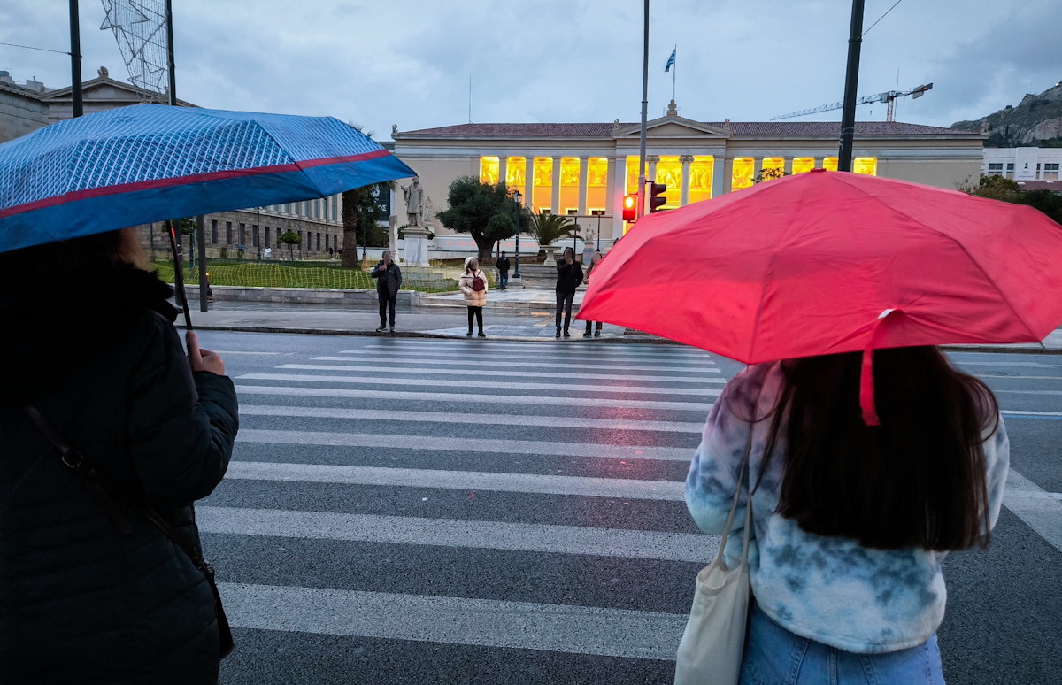 Καιρός σήμερα: Μέχρι 17 βαθμούς Κελσίου ο υδράργυρος – Σε ποιες περιοχές αναμένονται βροχές