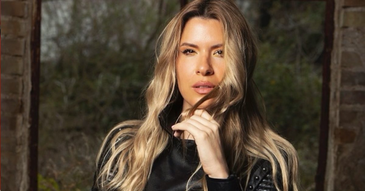 Eurovision 2025 – Nafsica: Ποια είναι η καλλιτέχνης της μεγάλης επιτυχίας «Κάνω Όνειρα» που θέλει να εκπροσωπήσει την Ελλάδα