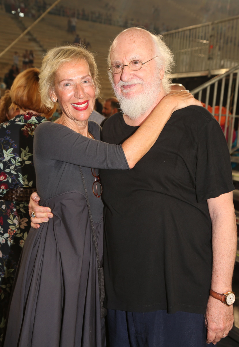 Διονύσης Σαββόπουλος: Αποκαλύψεις για τη σύζυγό του και τα παιδιά – «Αν ξέφευγα καμιά φορά, της το είπα»