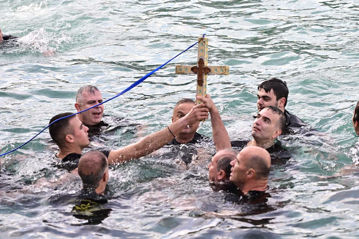 Καιρός: Με σύννεφα θα ρίξουν τον σταυρό τα Θεοφάνεια – Βροχές τις προσεχείς ημέρες