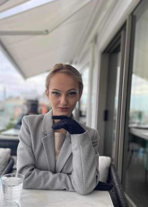 Έκαψαν το σπίτι φίλης τους λόγω ερωτικής αντιζηλίας – Καταδικάστηκε και στο εφετείο η 21χρονη: «Λυπάμαι τόσο νέα παιδιά», λέει η θεία του θύματος