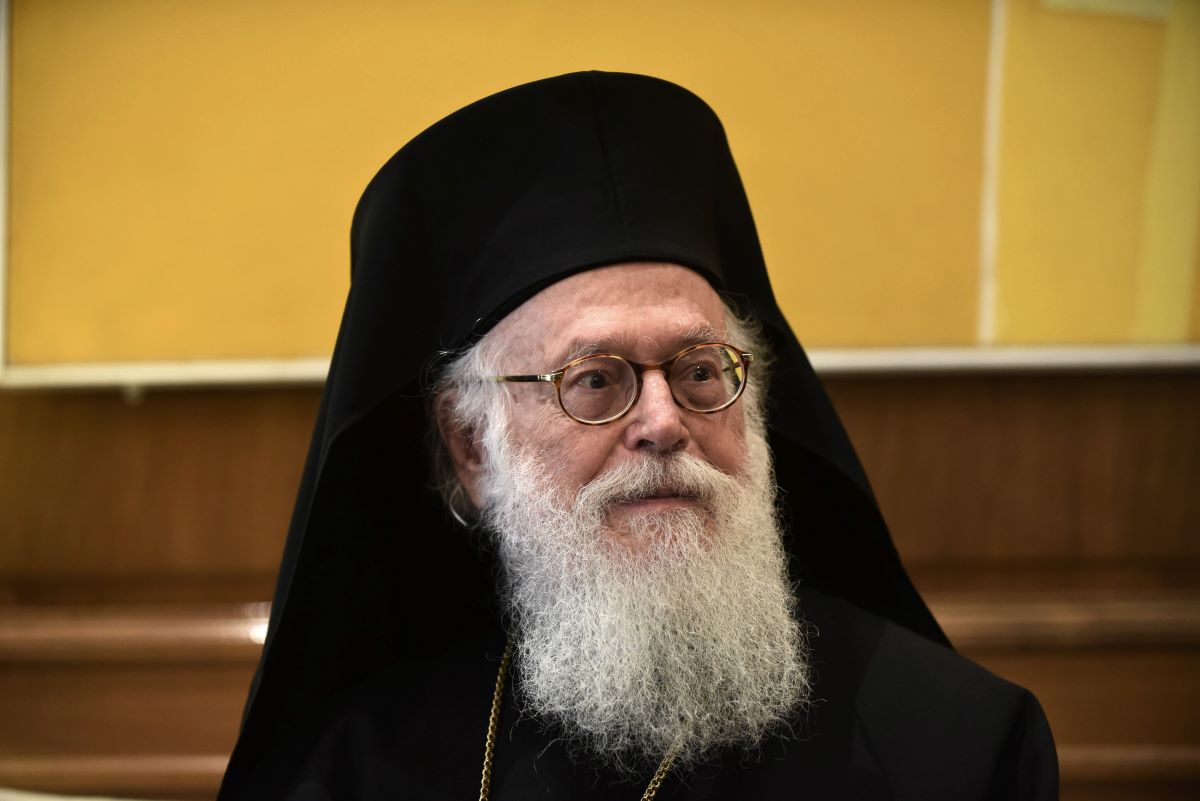 Αρχιεπίσκοπος Αλβανίας Αναστάσιος: Χειροτέρεψε η κατάσταση της υγείας του