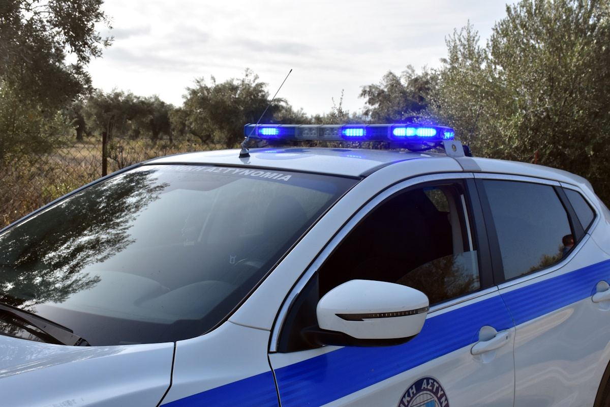 Θεσσαλονίκη: 87χρονος επιτέθηκε με μαχαίρι στην 79χρονη σύζυγό του – «Προσπάθησε να με σκοτώσει» δήλωσε στην οικιακή βοηθό