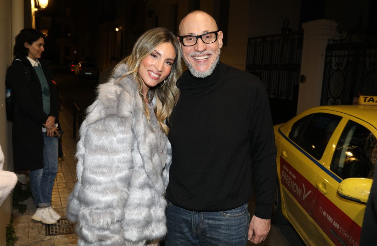 Αθηνά Οικονομάκου: Βραδινή παρουσία χωρίς τον Μπρούνο Τσερέλα – Φωτογραφίες 9 Αθηνά Οικονομάκου: Βραδινή παρουσία χωρίς τον Μπρούνο Τσερέλα – Φωτογραφίες