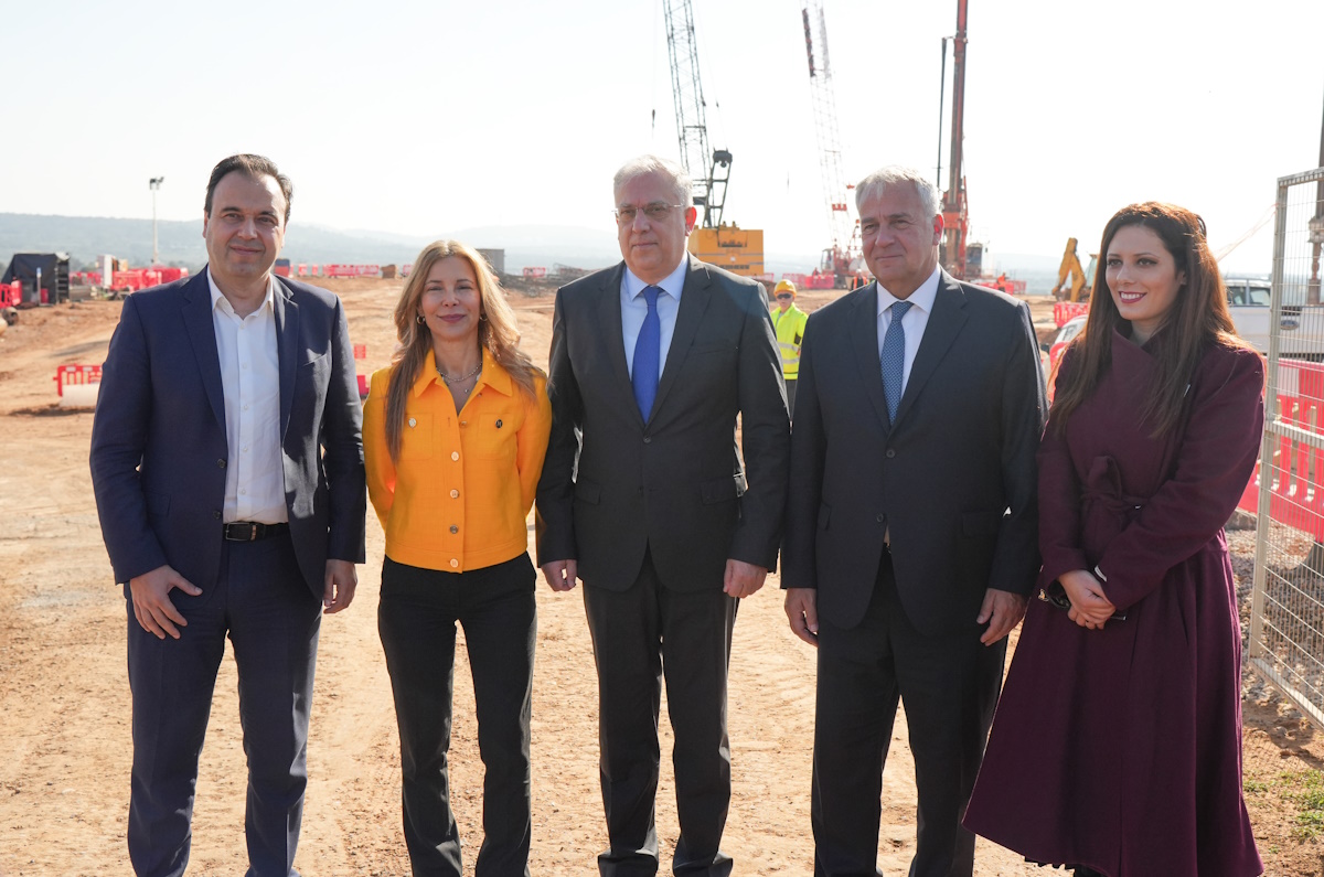 Στην «τελική ευθεία» το Data Center της Microsoft στα Σπάτα: Η «επίσκεψη» υπουργών στη σημαντική στρατηγική επένδυση»