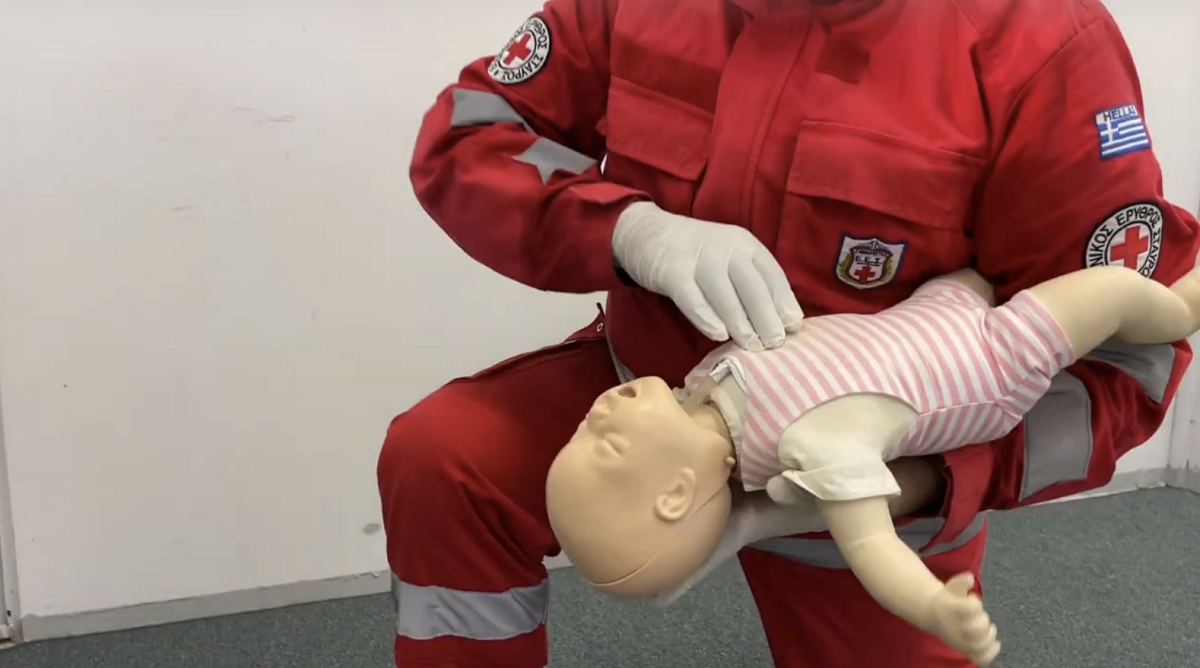 ellinikos-erithros-stauros