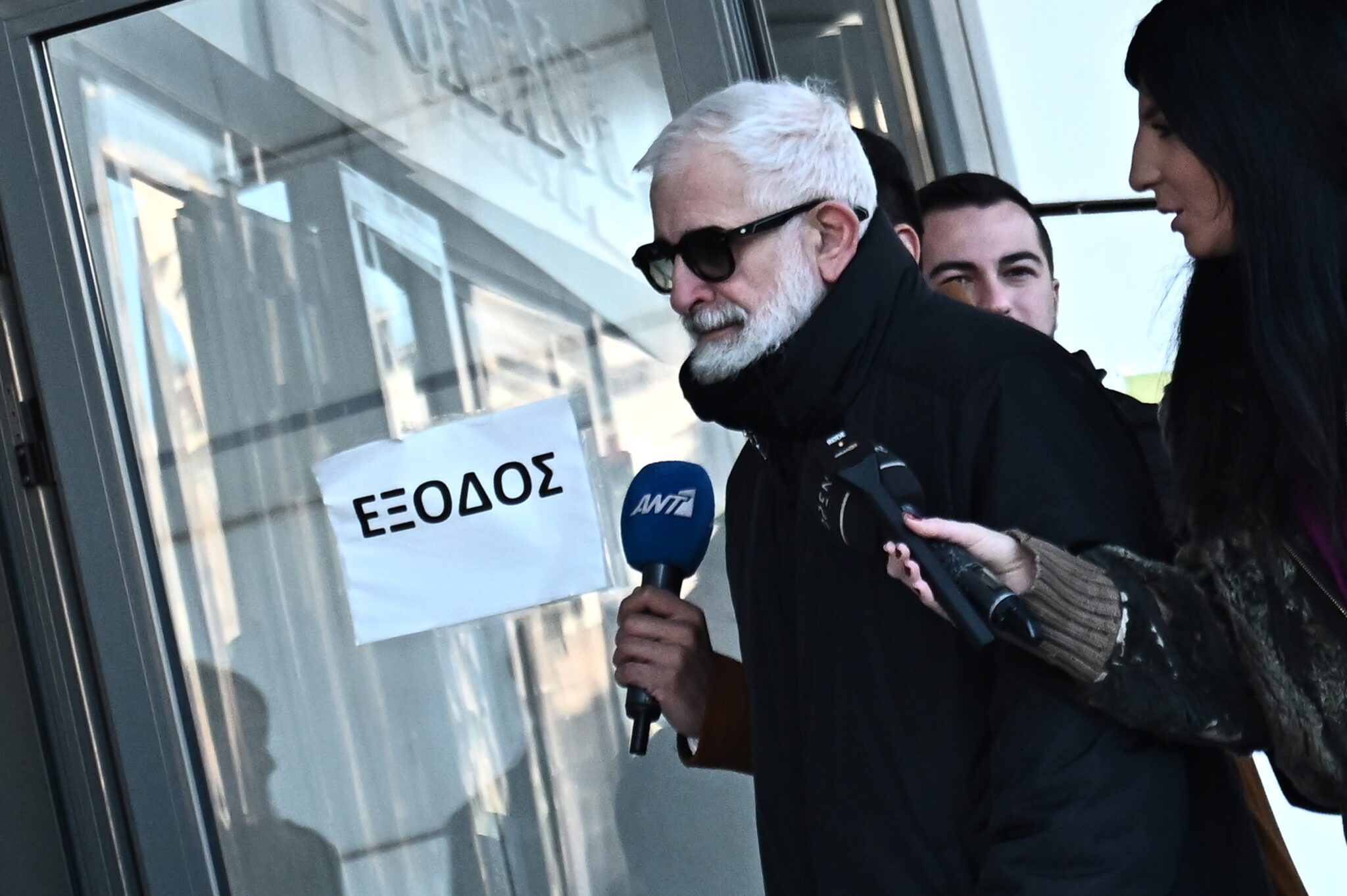 Δίκη Πέτρου Φιλιππίδη: «Μου ανέφερε ότι αποπειράθηκε να την βιάσει» – «Της έβγαλε τα ρούχα»