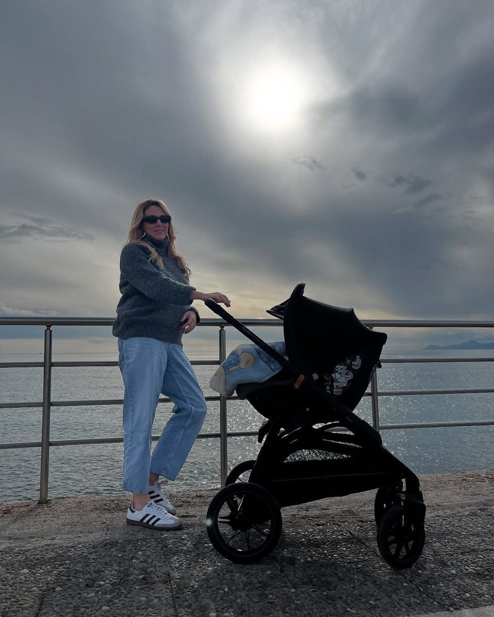 Φωτεινή Πετρογιάννη: Η πρώτη επίσκεψη στη θάλασσα με τον ενός μήνα γιο της – Φωτογραφίες 8 Φωτεινή Πετρογιάννη: Η πρώτη επίσκεψη στη θάλασσα με τον ενός μήνα γιο της – Φωτογραφίες