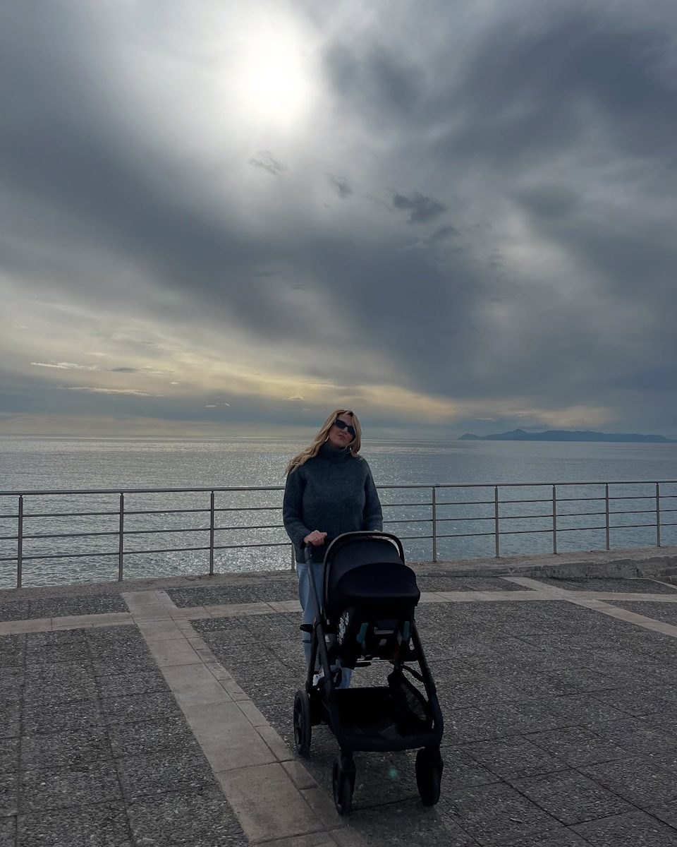 Φωτεινή Πετρογιάννη: Η πρώτη επίσκεψη στη θάλασσα με τον ενός μήνα γιο της – Φωτογραφίες 10 Φωτεινή Πετρογιάννη: Η πρώτη επίσκεψη στη θάλασσα με τον ενός μήνα γιο της – Φωτογραφίες