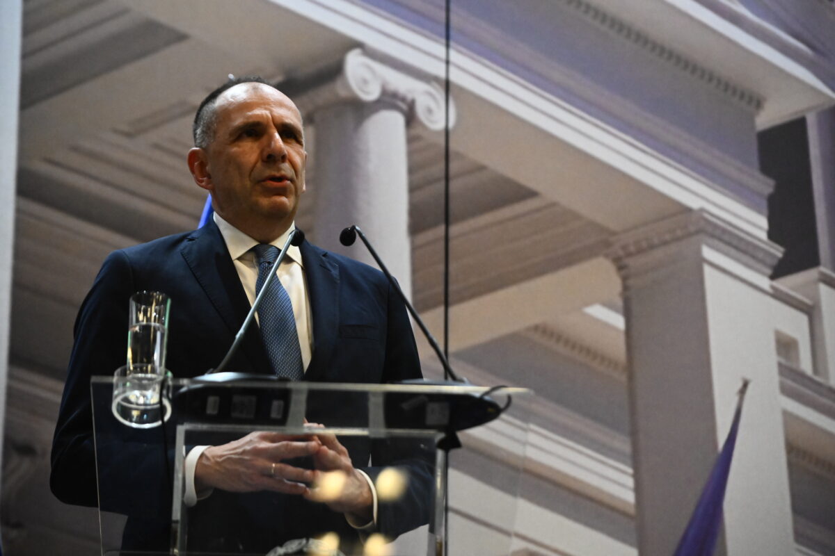 ΥΠΕΞ για την τραγωδία στην Ουάσινγκτον: Είμαστε δίπλα στον αμερικανικό λαό