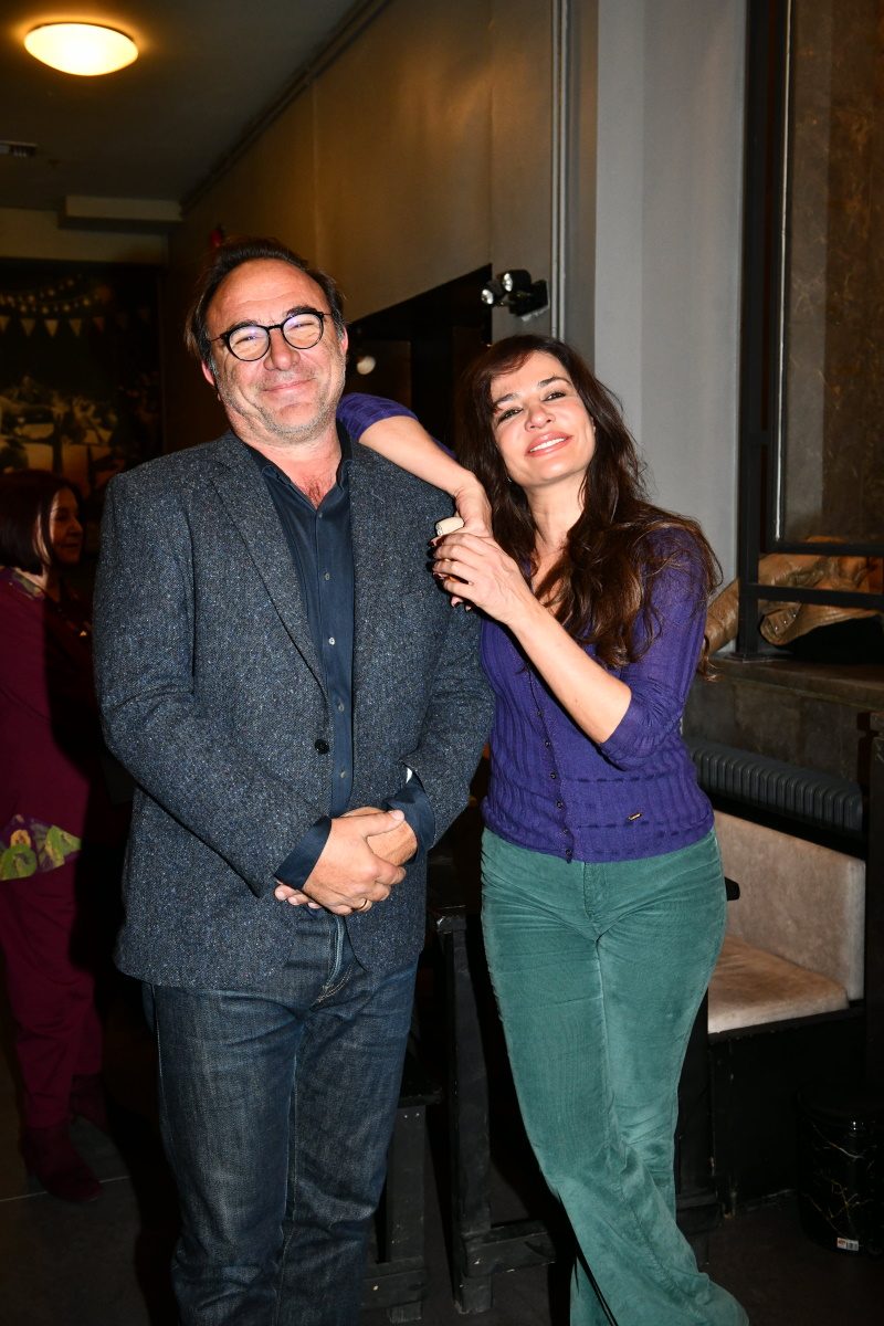 Δήμητρα Ματσούκα: Ο Πέτρος Κόκκαλης δίπλα της στην επίσημη πρεμιέρα! 12 Δήμητρα Ματσούκα: Ο Πέτρος Κόκκαλης δίπλα της στην επίσημη πρεμιέρα!