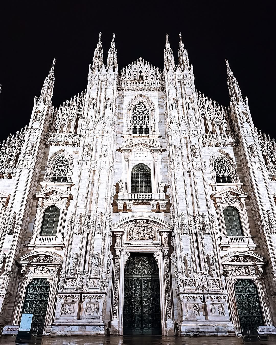 Αθηνά Οικονομάκου – Μπρούνο Τσερέλα: Η επαφή με τη Νατάσσα Θεοδωρίδου στο Μιλάνο 11 Αθηνά Οικονομάκου – Μπρούνο Τσερέλα: Η επαφή με τη Νατάσσα Θεοδωρίδου στο Μιλάνο