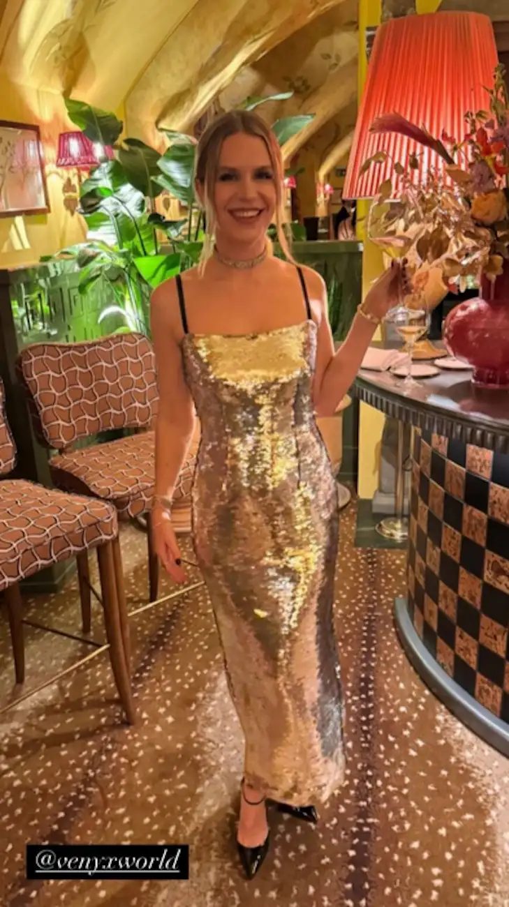 Ντάσα Ζούκοβα: Η γιορτή της οικογένειας Νιάρχου στο Σεν Μόριτζ της Ελβετίας 13 Ντάσα Ζούκοβα: Η γιορτή της οικογένειας Νιάρχου στο Σεν Μόριτζ της Ελβετίας