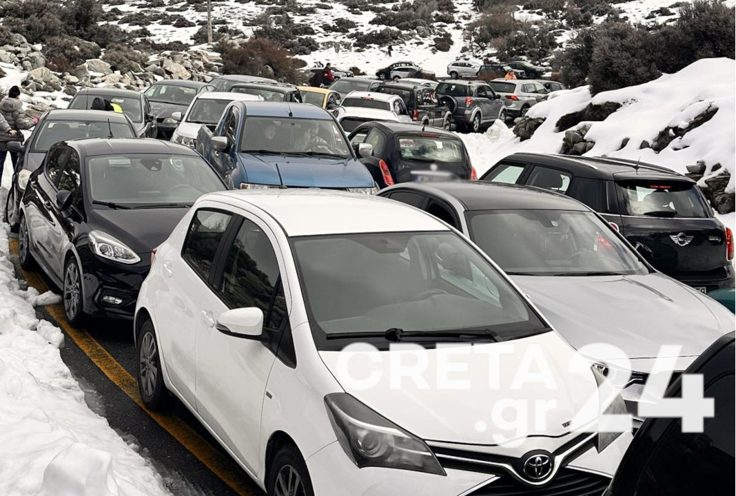 Κρήτη: Θεαματικό μποτιλιάρισμα στον χιονισμένο Ψηλορείτη 7 Κρήτη: Θεαματικό μποτιλιάρισμα στον χιονισμένο Ψηλορείτη