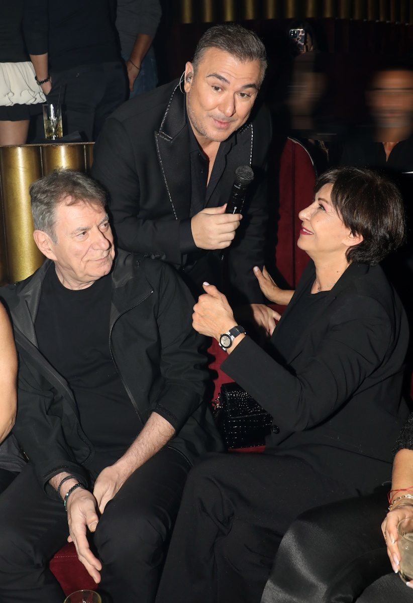 Μαρία Μπεκατώρου – Αντώνης Αλεβιζόπουλος: Γιόρτασαν Πρωτοχρονιά με τον Αντώνη Ρέμο και την Υβόννη Μπόσνιακ – Φωτογραφίες