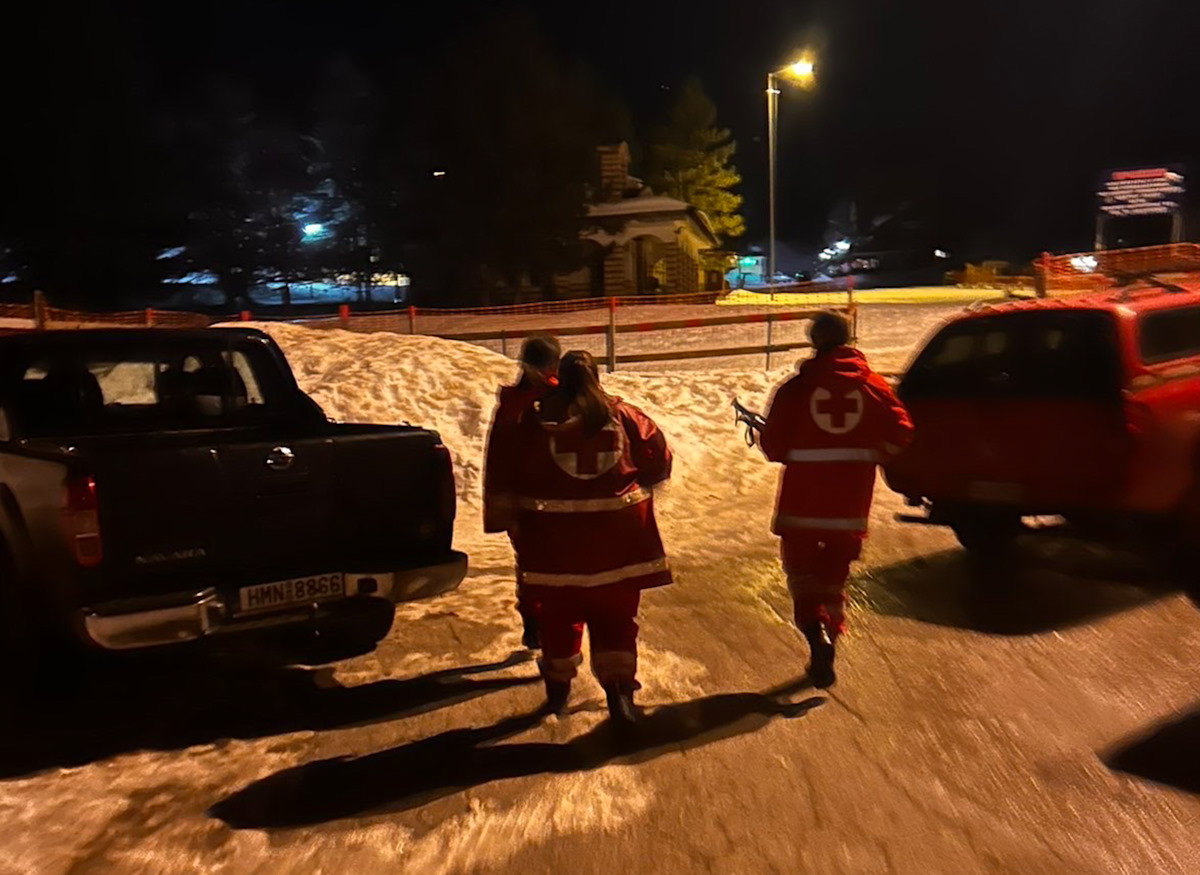 Σέλι: Βρέθηκαν πατημασιές στο χιόνι – Εξετάζεται αν ανήκουν στον 23χρονο σκιέρ