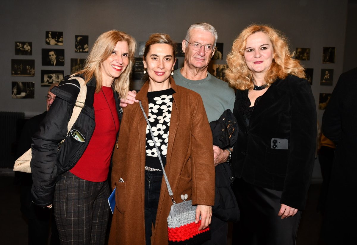 Δήμητρα Ματσούκα: Ο Πέτρος Κόκκαλης δίπλα της στην επίσημη πρεμιέρα! 20 Δήμητρα Ματσούκα: Ο Πέτρος Κόκκαλης δίπλα της στην επίσημη πρεμιέρα!