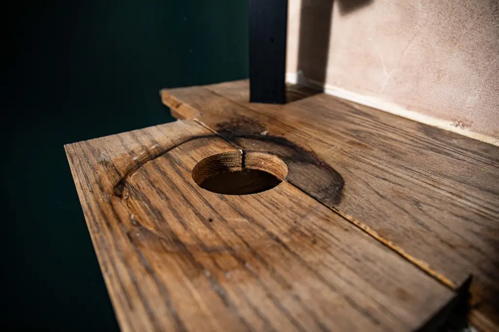 Η πιο περίεργη κλοπή: Μπήκε σε εστιατόριο, πήρε τον νιπτήρα και… έφυγε – «Έχω δει πολλά, αλλά όχι κάτι τέτοιο» 7 Η πιο περίεργη κλοπή: Μπήκε σε εστιατόριο, πήρε τον νιπτήρα και… έφυγε – «Έχω δει πολλά, αλλά όχι κάτι τέτοιο»