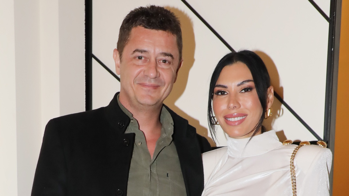 ANTONIS_SROITER_IOANA_MPOYKI