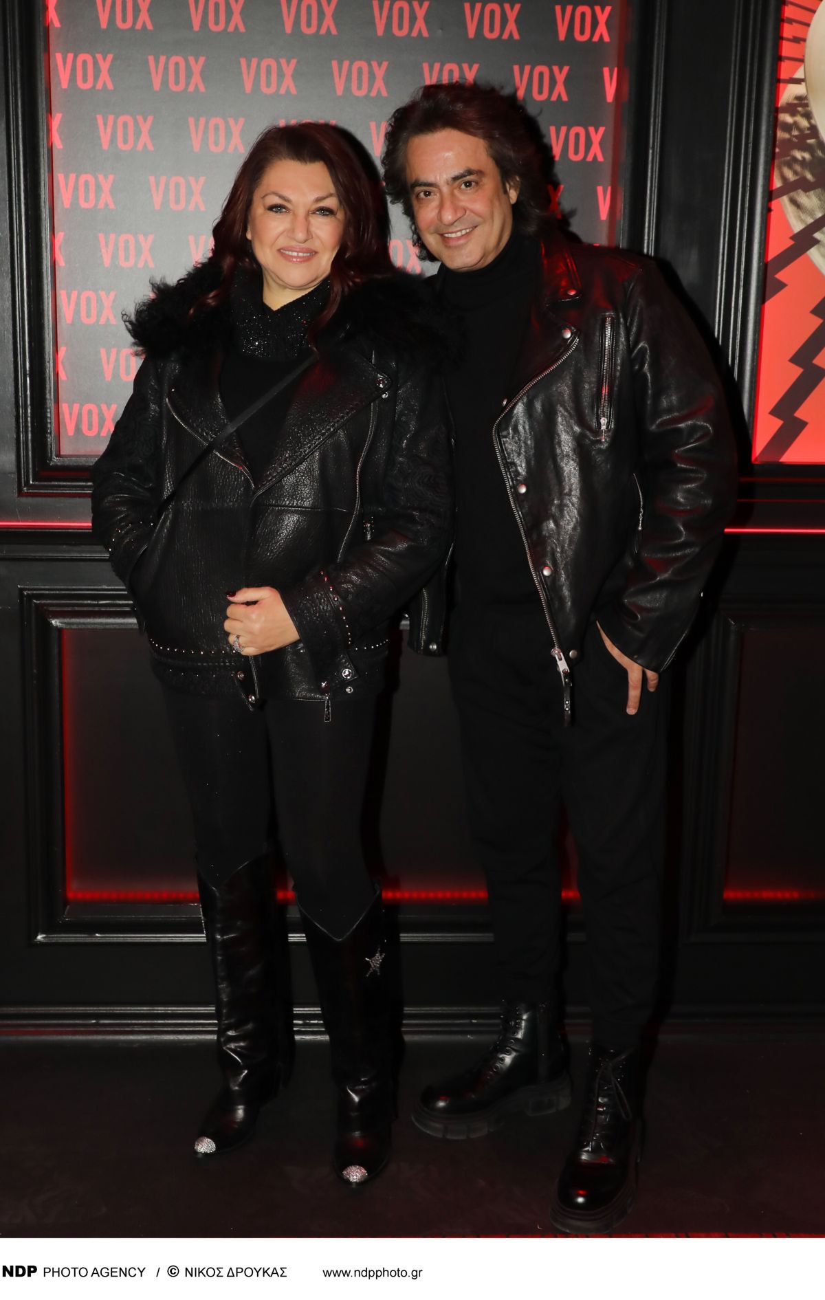 Καίτη Γαρμπή – Διονύσης Σχοινάς: Τα ρομαντικά τετ-α-τετ του ζευγαριού σε νυχτερινό κέντρο (Φωτογραφίες) 9 Ο Διονύσης Σχοινάς και η Καίτη Γαρμή σε βραδινή έξοδο.